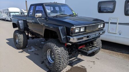 DATSUN 720 NISSAN PICK UP KING CAB 4WD MONSTER TRUCK 4X4 OFF ROAD LIFT KIT